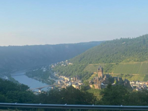 Pension mit Moselblick